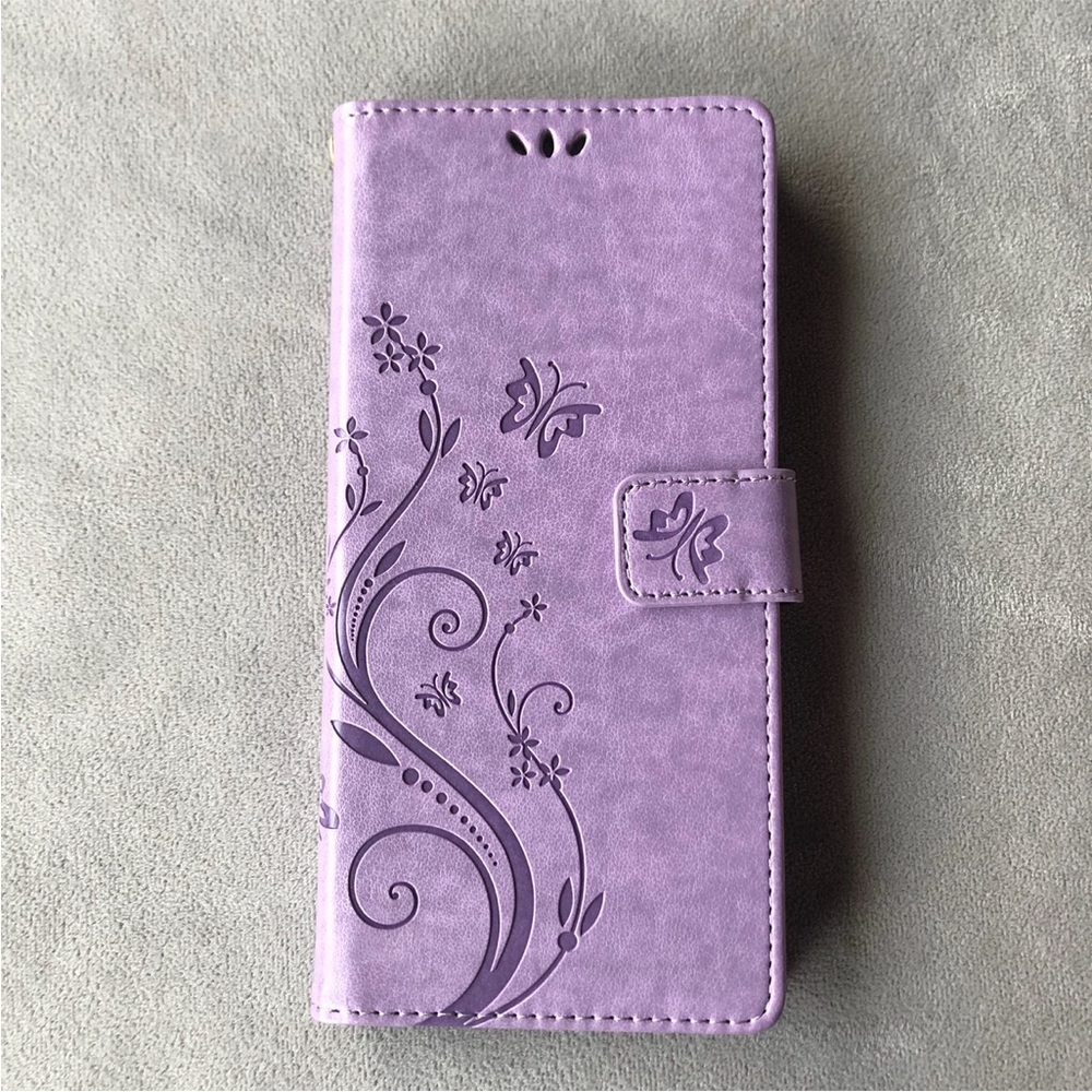 S21 Ultra Samsung ~ Lavender Wallet Phone Case ~ Brand New!